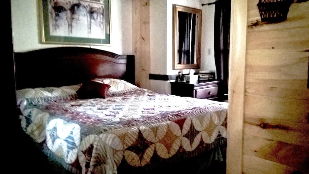 The Baseball Hotel property views in Richfield Springs, NY — gallery photo 3