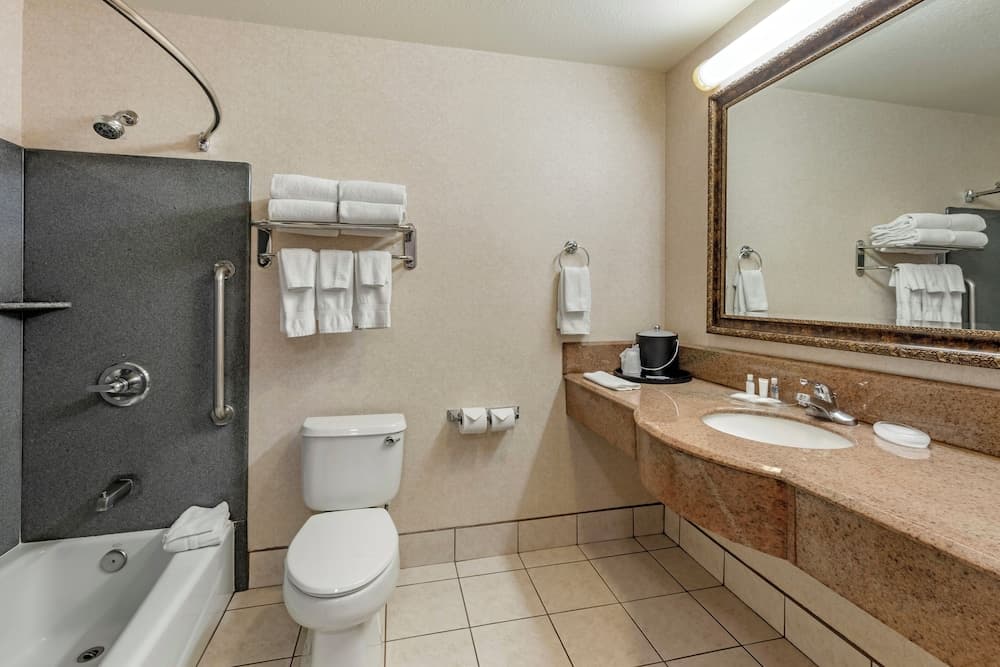 Citrus Suites Redlands Loma Linda Hotel gallery photo in Redlands, CA — image 41