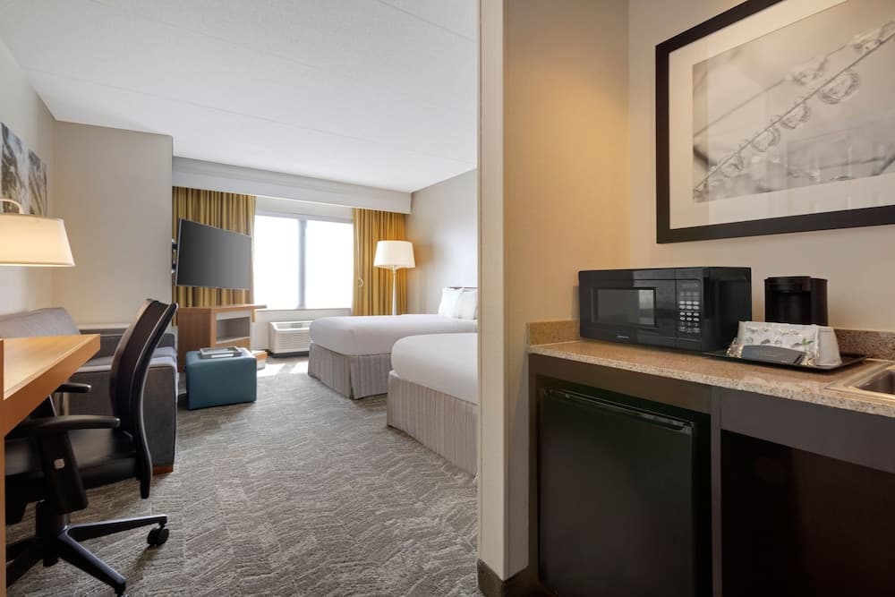 SpringHill Suites by Marriott Newark Liberty International gallery photo in Newark, NJ — image 17