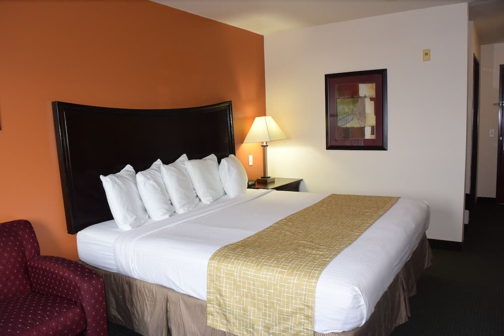 Travelodge Suites by Wyndham Newberg gallery photo in Newberg, OR — image 144