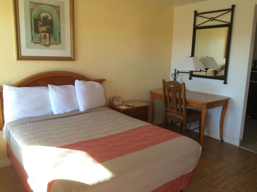 Vagabond Inn Hemet gallery photo in Hemet, CA — image 6