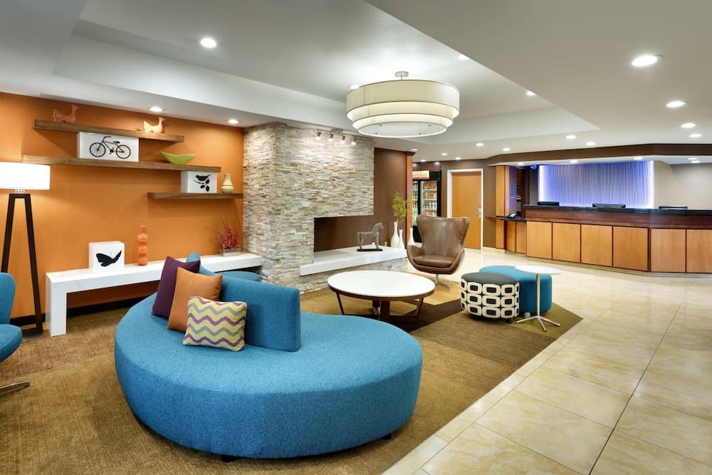 Spark by Hilton Salt Lake City Airport interior in Salt Lake City, UT — gallery photo 2