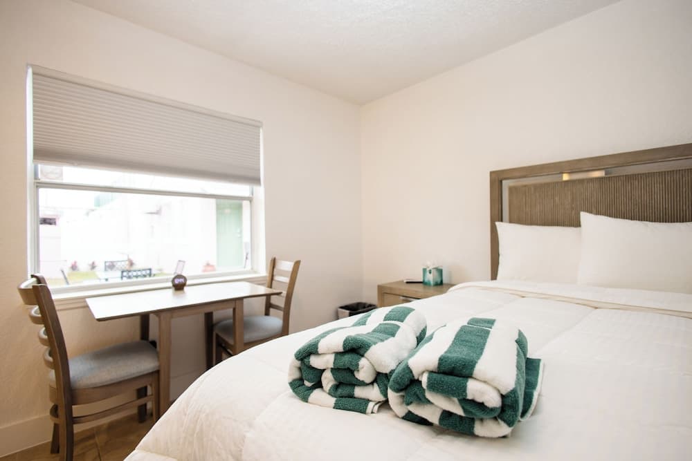 The Beach Haven Resort interior in St. Pete Beach, FL — gallery photo 2