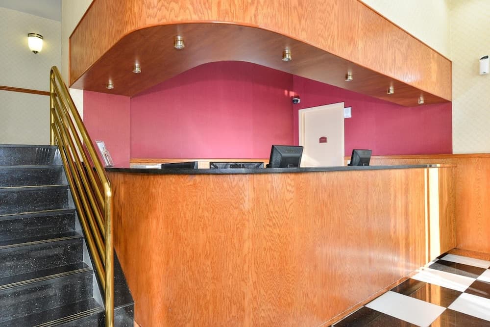 Lex View Inn at JFK Airport property views in Jamaica, NY — gallery photo 3