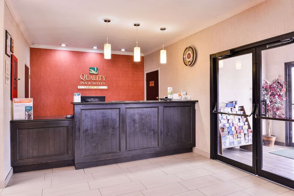 Quality Inn & Suites Beaumont property views in Beaumont, TX — gallery photo 3