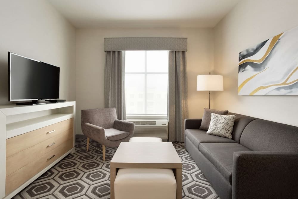 Homewood Suites by Hilton Salt Lake City Draper interior in Draper, UT — gallery photo 2
