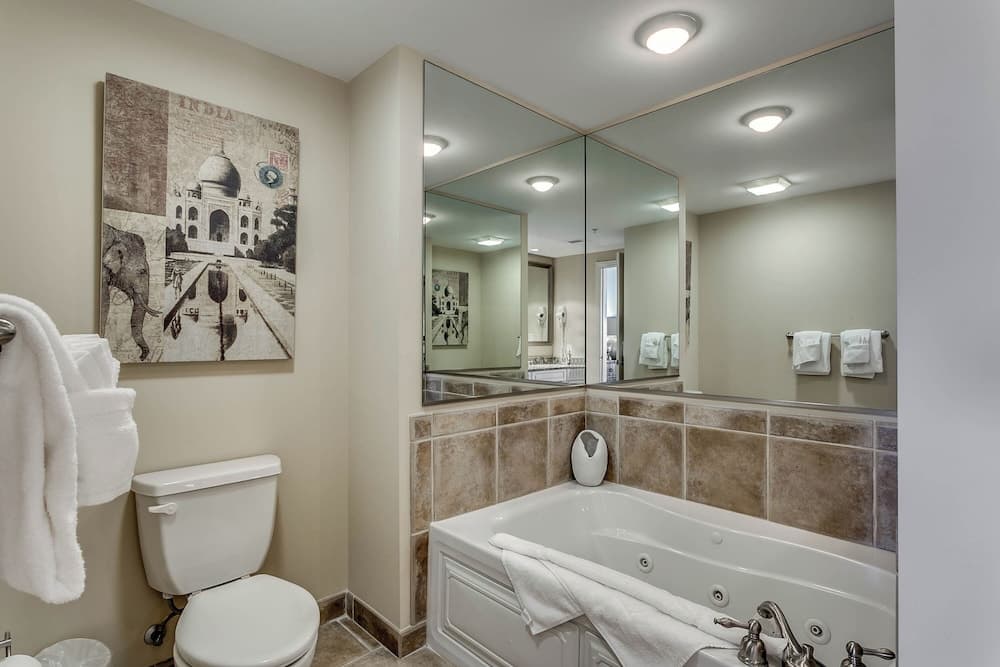 North Beach Resort & Villas gallery photo in North Myrtle Beach, SC — image 565