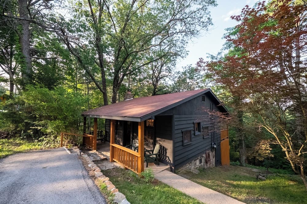 The Woodsman Lodge featured exterior or lobby in Eureka Springs, AR — similar hotel