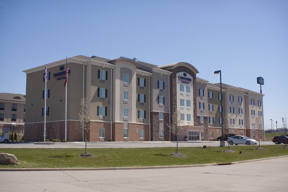 Candlewood Suites Youngstown W I-80 Niles Area by IHG featured exterior or lobby in Austintown, OH — similar hotel