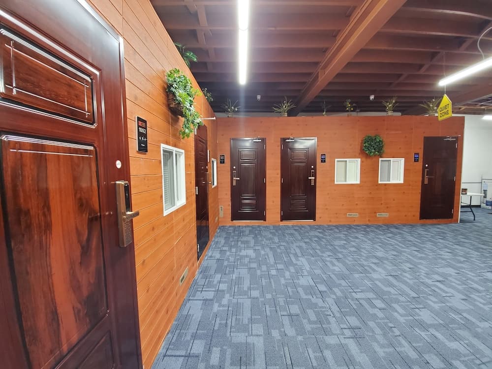 Hotel BnB interior in Chicago, IL — gallery photo 2