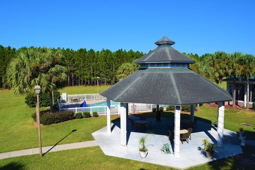 Quality Inn Conference Center at Citrus Hills interior in Hernando, FL — gallery photo 2