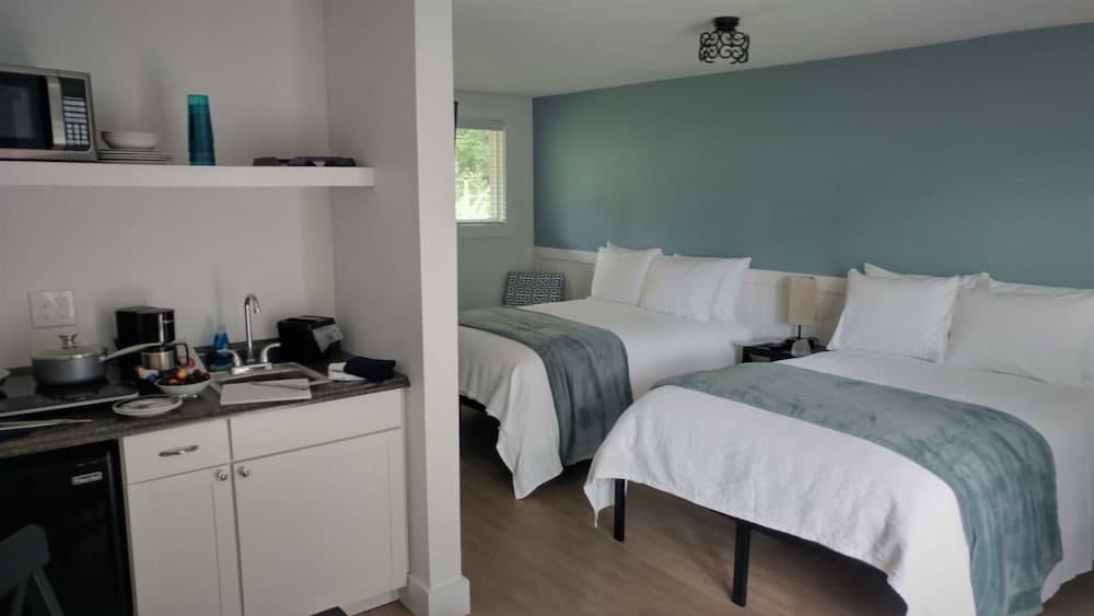 Lake Wentworth Inn gallery photo in Wolfeboro — image 23