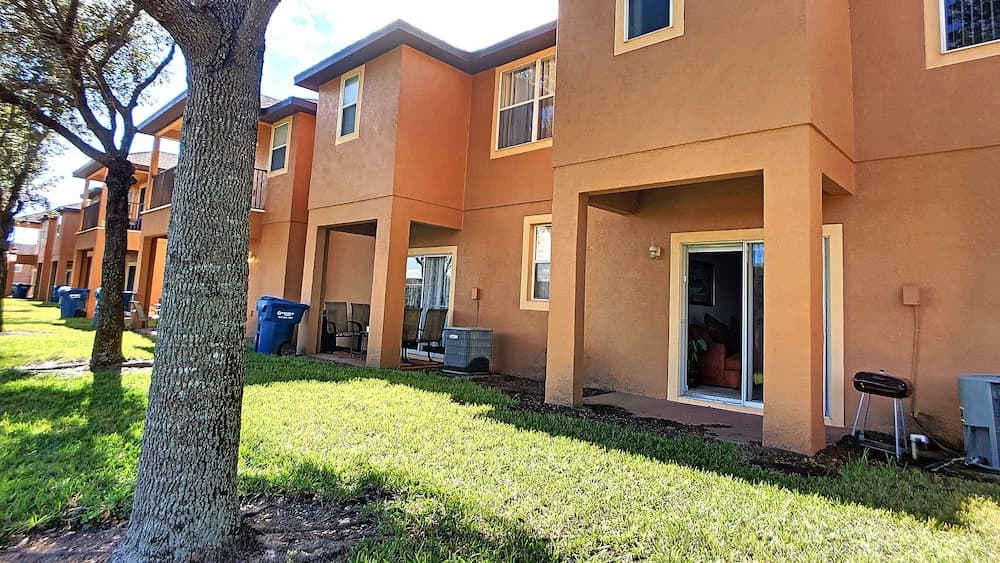 Regal Palms Resort & Spa 2122 featured exterior or lobby in Davenport, FL — similar hotel