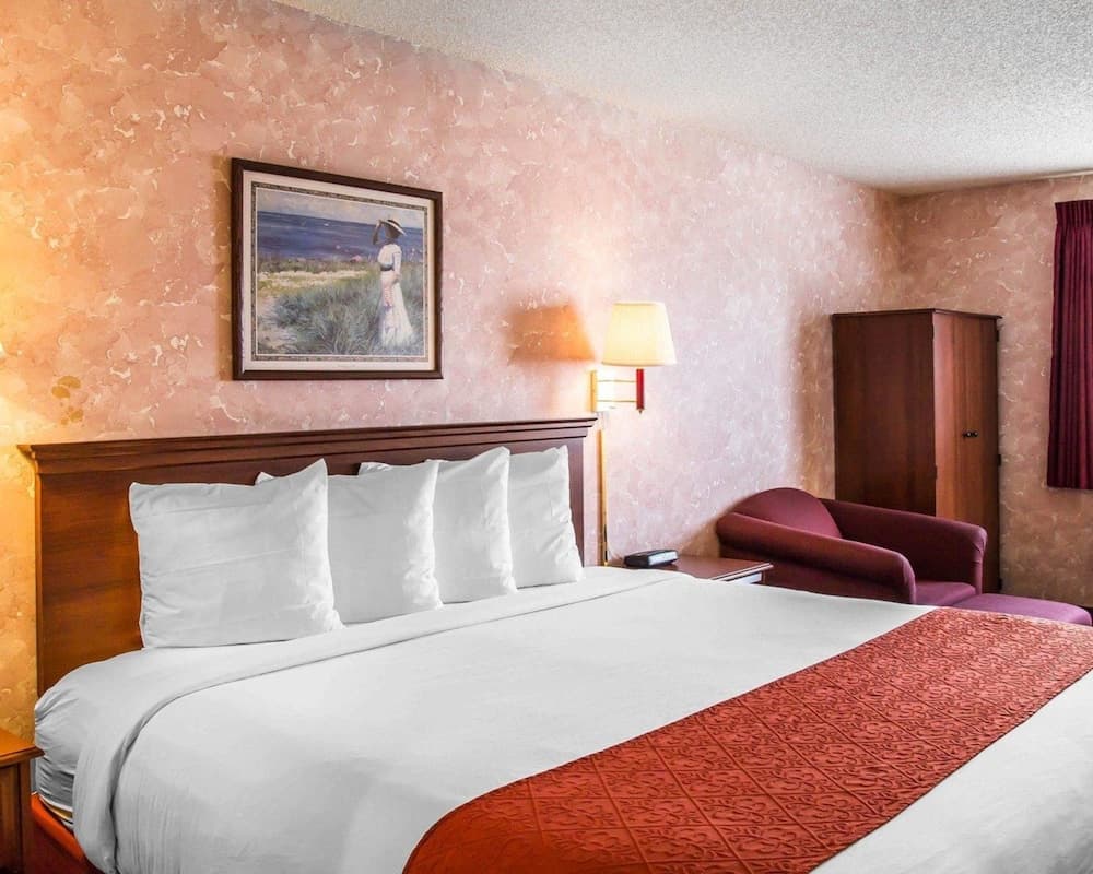 Econo Lodge Longmont East gallery photo in Longmont, CO — image 13