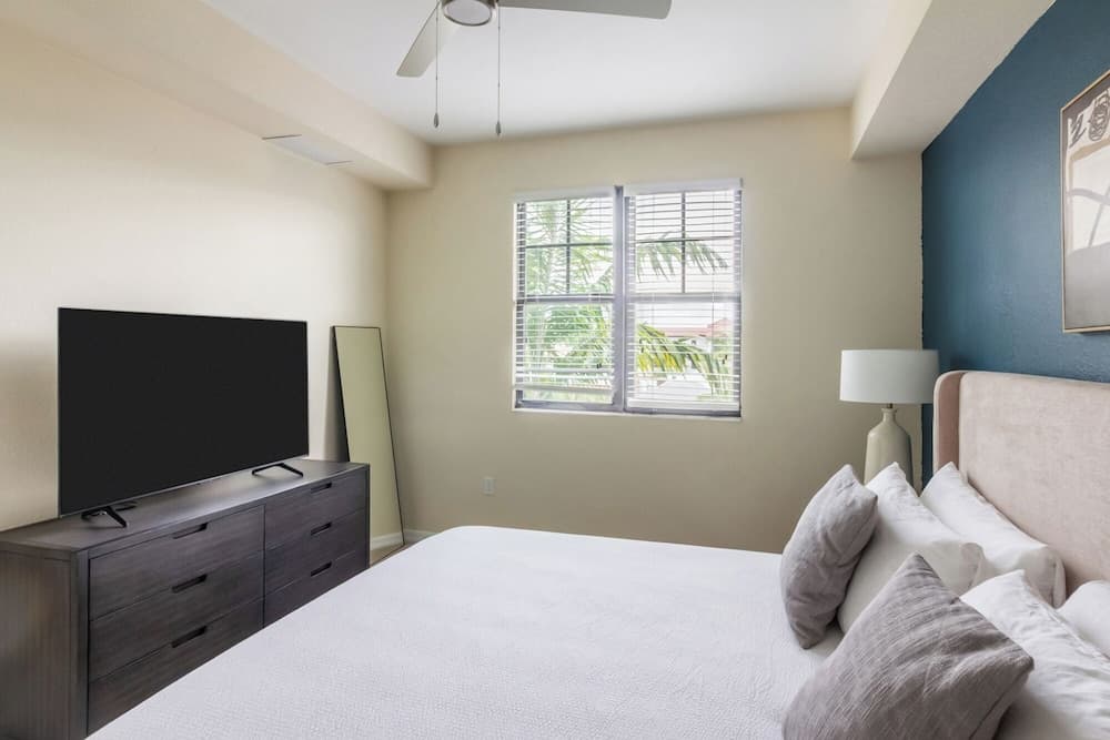 Miramar Apartments By Landing interior in Miramar, FL — gallery photo 2