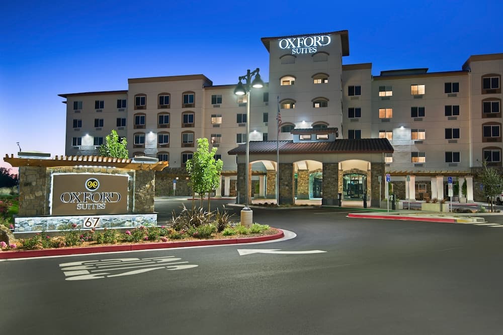 Oxford Suites Sonoma County exterior or lobby in Rohnert Park, CA — main listing photo