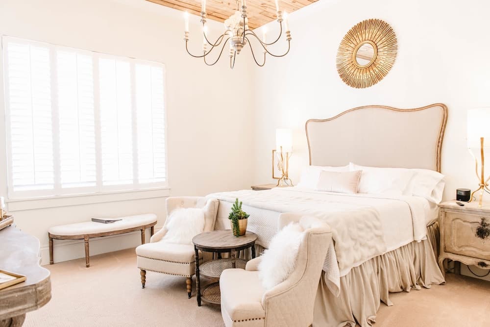 The Mason Boutique Hotel interior in Louisville, MS — gallery photo 2
