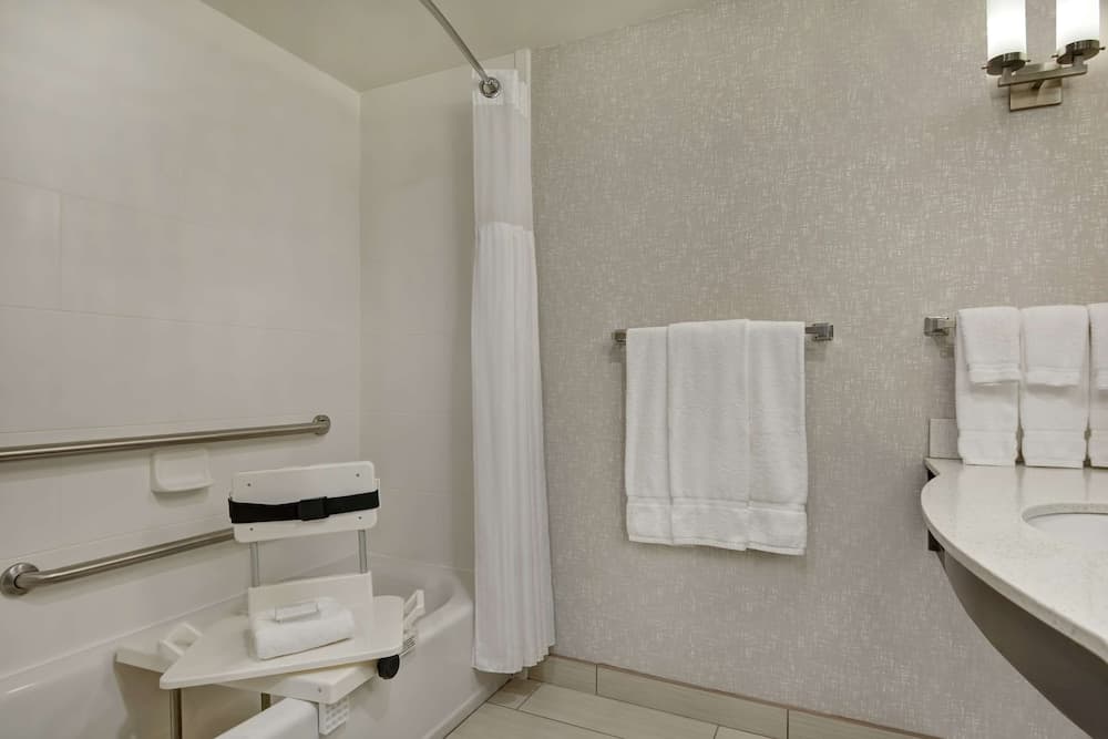 Hilton Garden Inn Fayettevile gallery photo in Fayetteville, AR — image 28