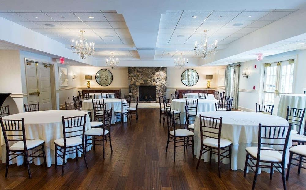 The Grand at Bedford Village Inn gallery photo in Bedford — image 66