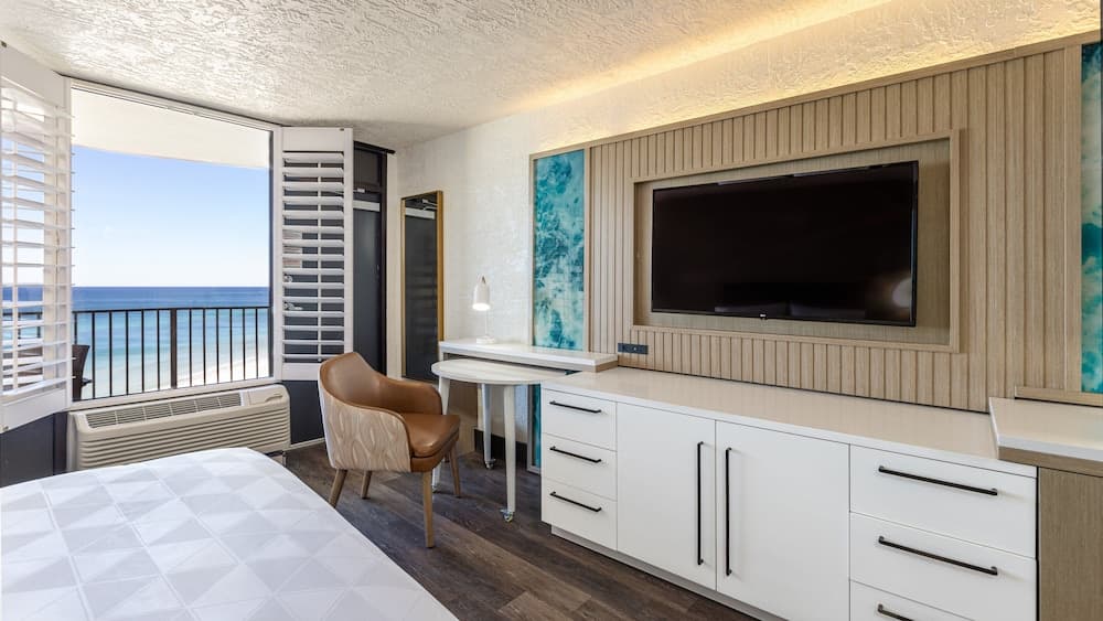 Holiday Inn Resort Panama City Beach by IHG gallery photo in Panama City Beach, FL — image 78