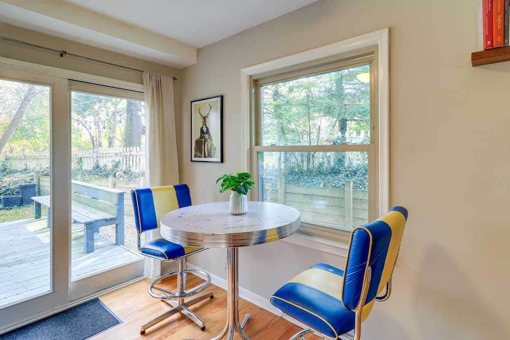 Ann Arbor Home w/ Deck, 2 Mi to Michigan Stadium! featured exterior or lobby in Ann Arbor, MI — similar hotel