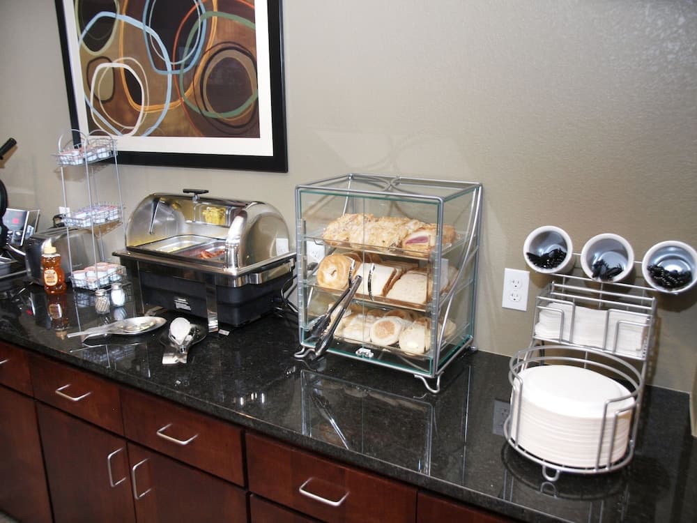 Cobblestone Inn & Suites - Vinton gallery photo in Vinton, LA — image 44