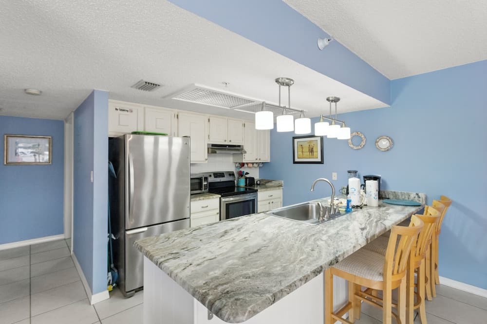 Fifty Gulfside Condominiums property views in Indian Rocks Beach, FL — gallery photo 3