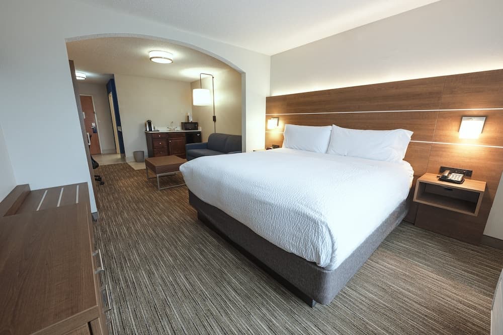 Holiday Inn Express Hotel & Suites Goshen by IHG gallery photo in Goshen, IN — image 49