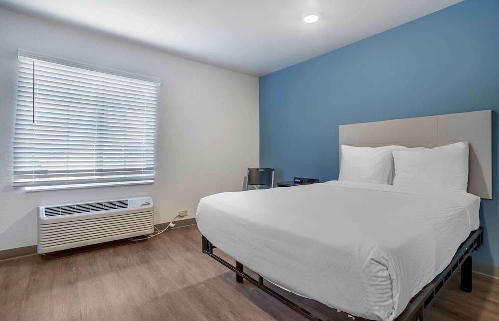 Extended Stay America Select Suites - Beaumont gallery photo in Beaumont, TX — image 9