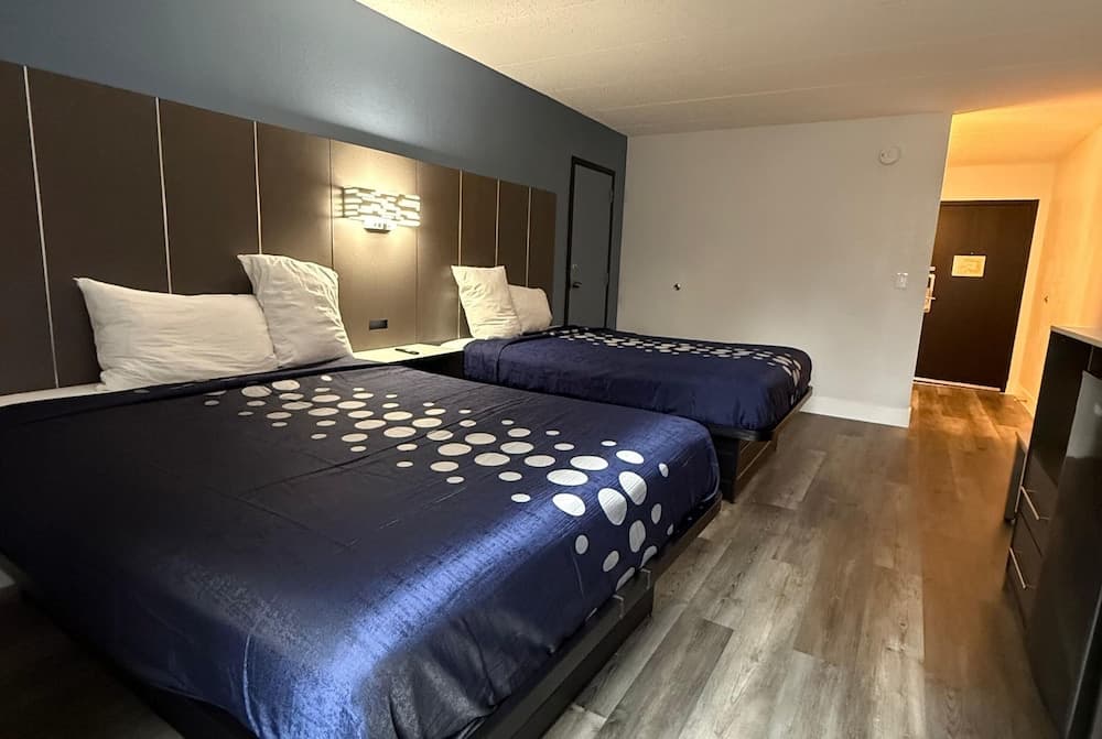 Coratel Inn and Suites La Crosse gallery photo in La Crosse, WI — image 19