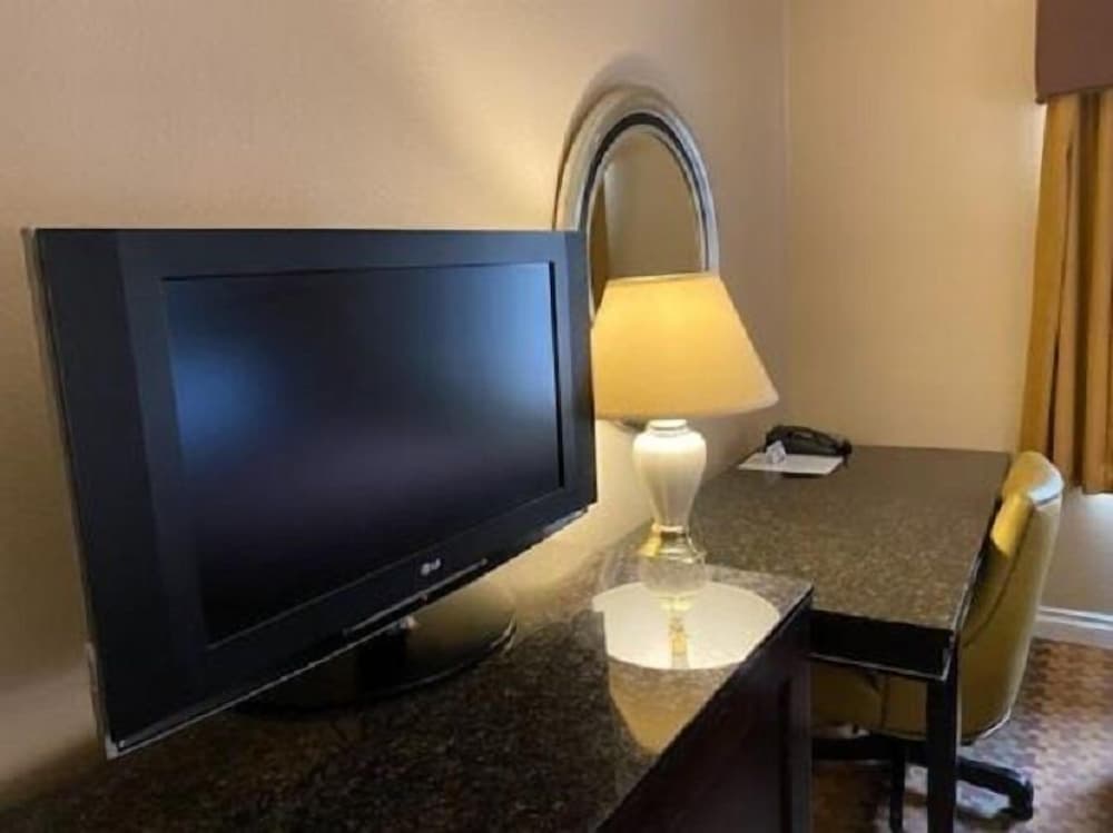 Hotel Saddleback Los Angeles - Norwalk gallery photo in Norwalk, CA — image 4