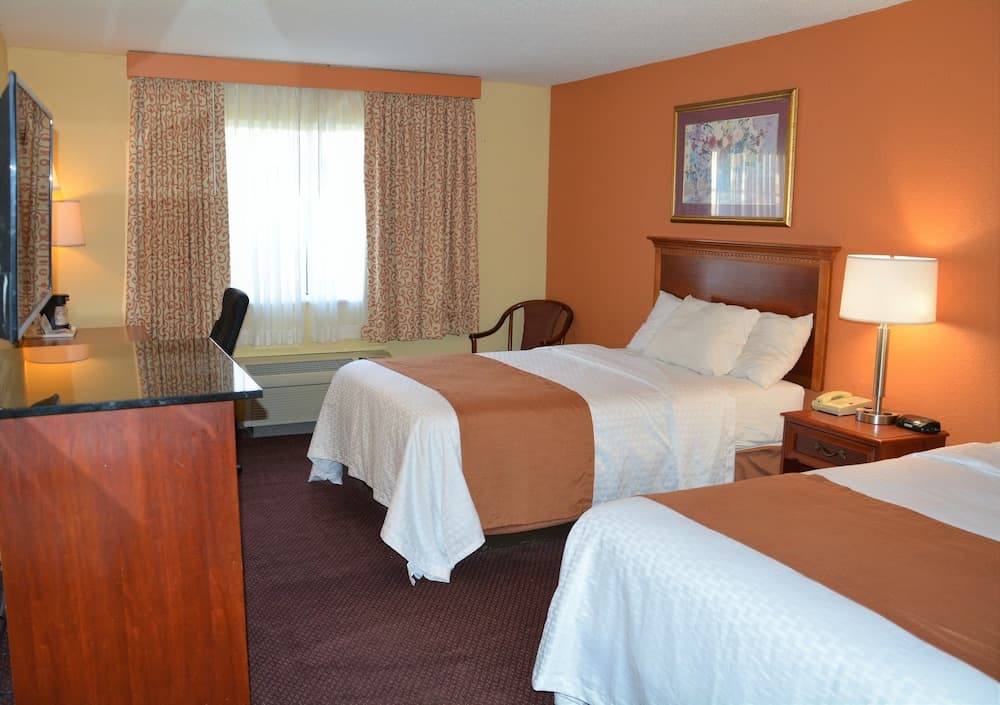 Columbus Grand Hotel & Banquet Center featured exterior or lobby in Columbus, OH — similar hotel