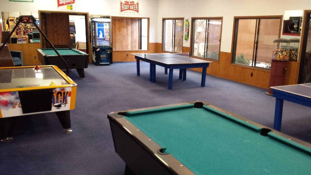 Village West Resort & Hotel interior in Spirit Lake, IA — gallery photo 2