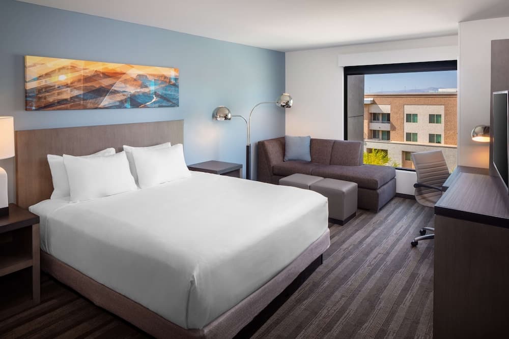 Hyatt House North Scottsdale gallery photo in Scottsdale, AZ — image 21