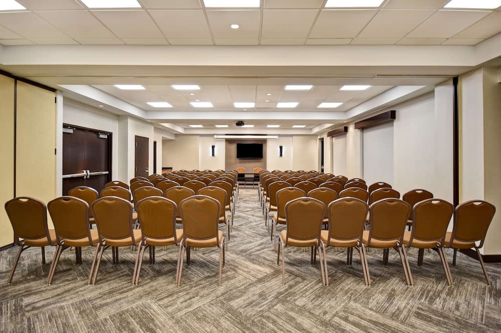 Hyatt Place Gilbert gallery photo in Gilbert, AZ — image 39