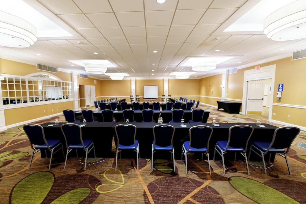 Iris Hotel Cape Cod gallery photo in Falmouth, MA — image 36