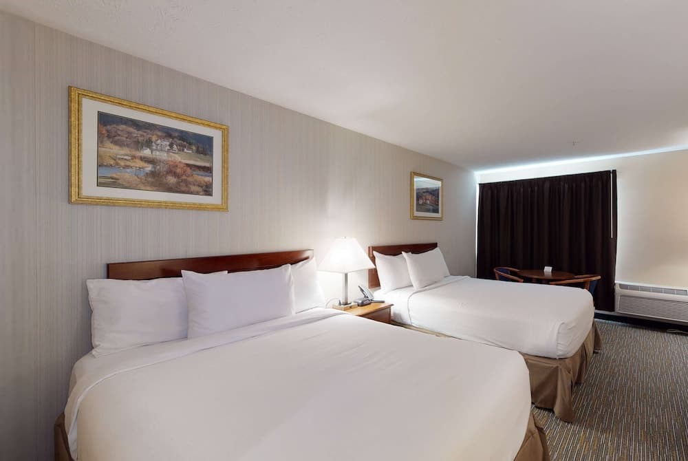 Ramada by Wyndham Strasburg/Shenandoah Valley gallery photo in Strasburg, VA — image 35
