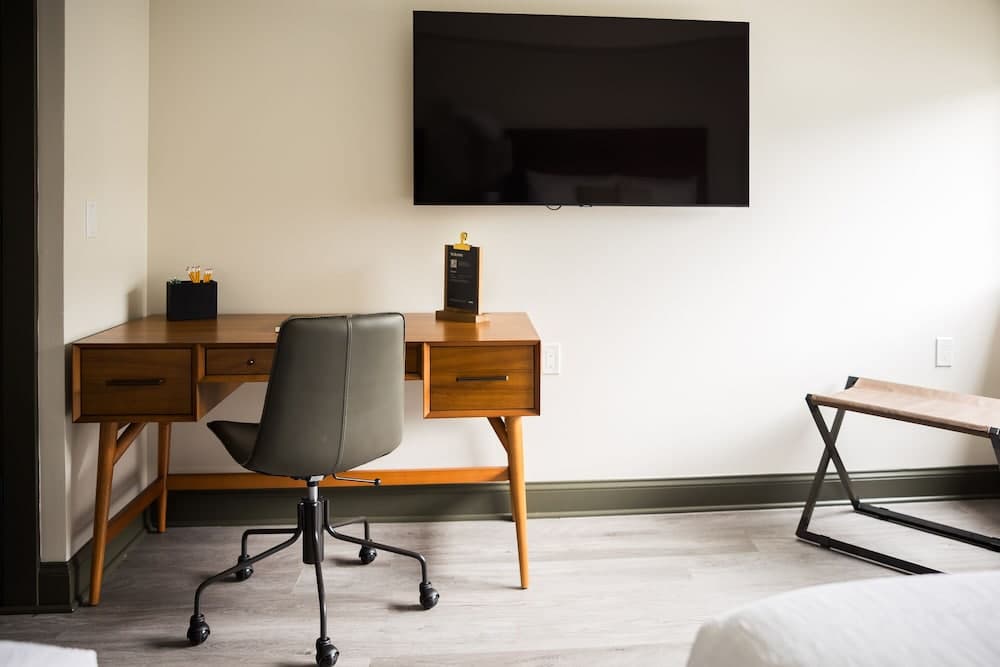 The Vic By Kasa property views in Traverse City, MI — gallery photo 3