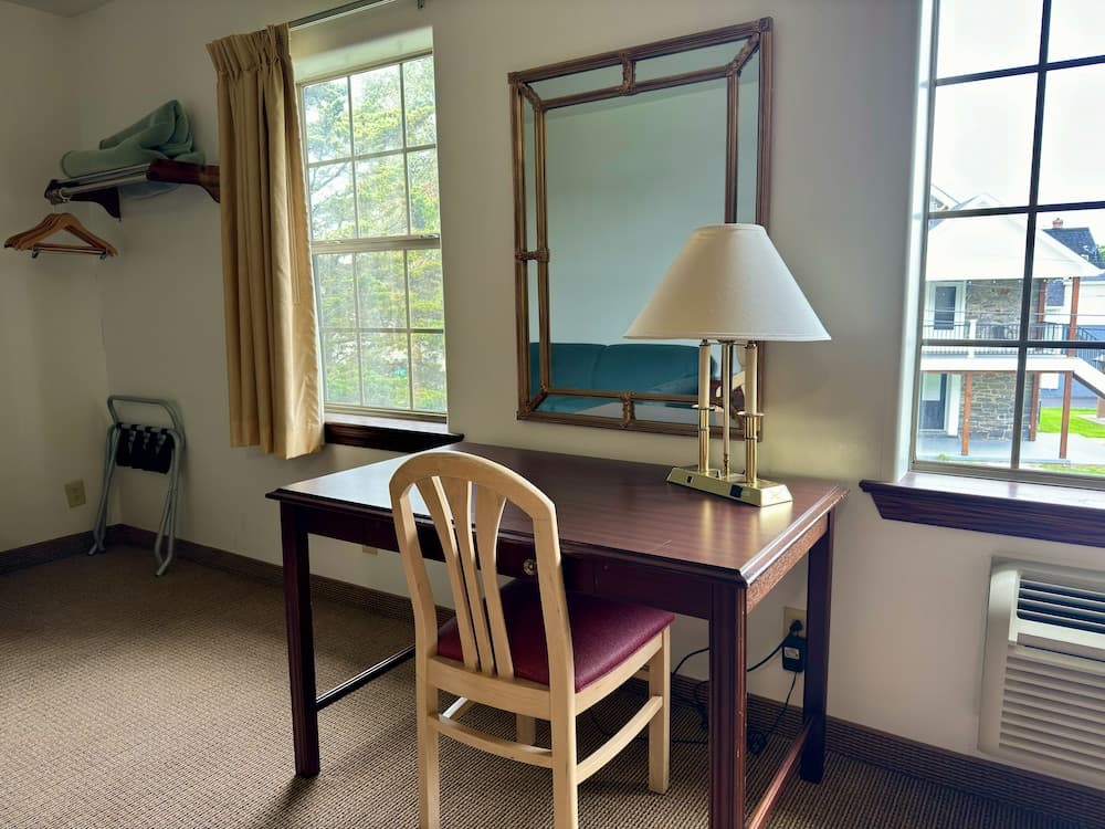 Passport Inn gallery photo in Paradise — image 51
