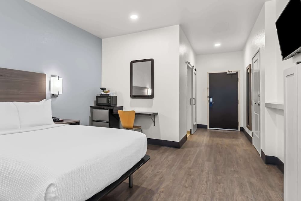 SureStay by Best Western Livingston Merced County gallery photo in Livingston, CA — image 10