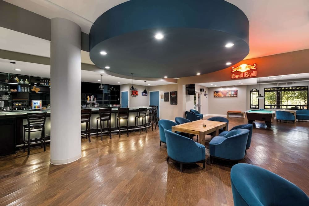 Clarion Hotel San Angelo near Convention Center gallery photo in San Angelo, TX — image 38