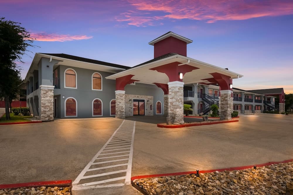 Best Western Huntsville Inn & Suites featured exterior or lobby in Huntsville, TX — similar hotel