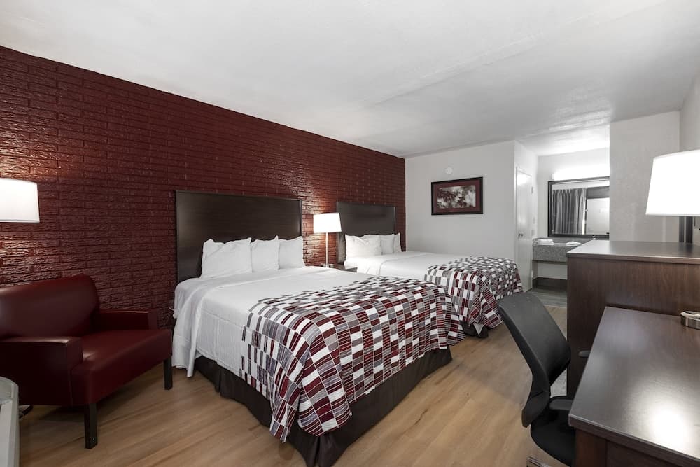 Red Roof Inn West Point interior in West Point, GA — gallery photo 2