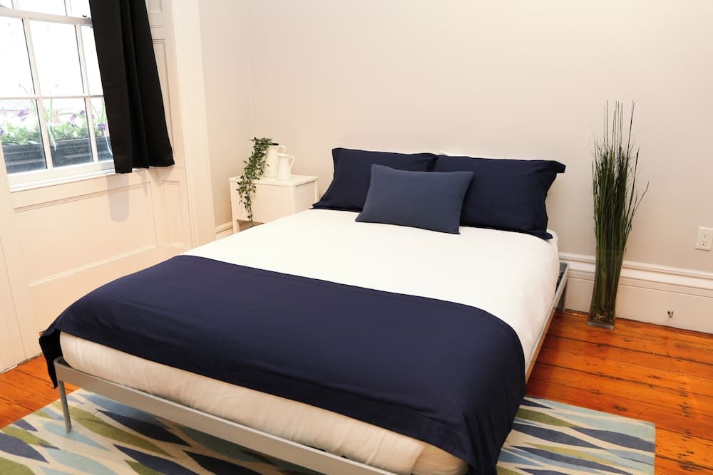Maverick Suites at 40 Temple St property views in Boston, MA — gallery photo 3