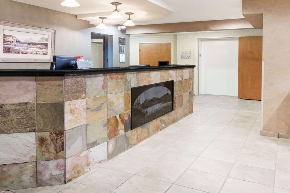 Ramada by Wyndham Frisco property views in Frisco, CO — gallery photo 3