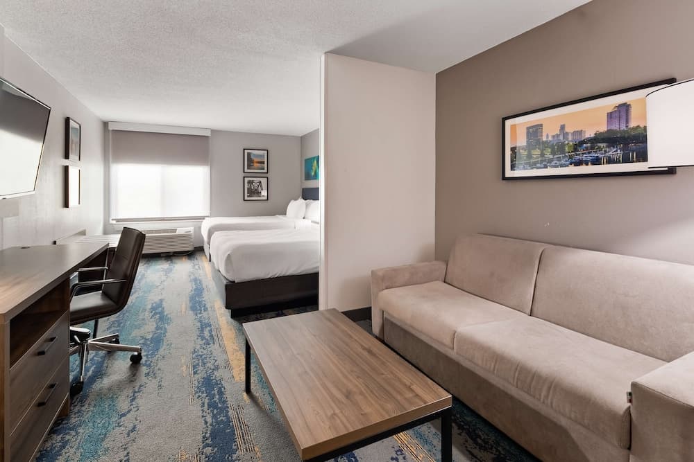 Best Western Plus Augusta North Inn & Suites property views in Augusta, GA — gallery photo 3