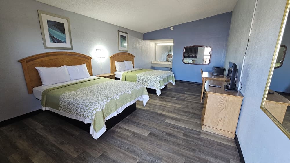 Washington Motel featured exterior or lobby in Washington, NC — similar hotel