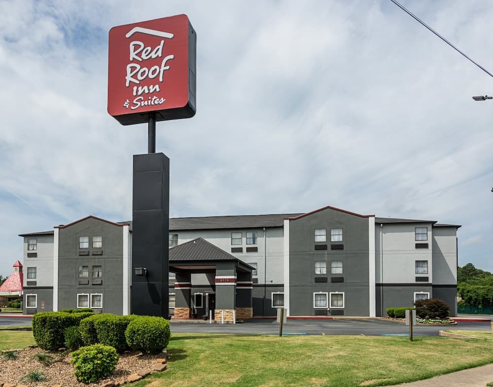 Red Roof Inn & Suites Little Rock — hotel in Little Rock, Arkansas