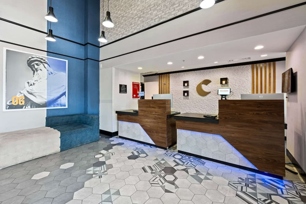 Comfort Suites Airport gallery photo in Newport News, VA — image 9