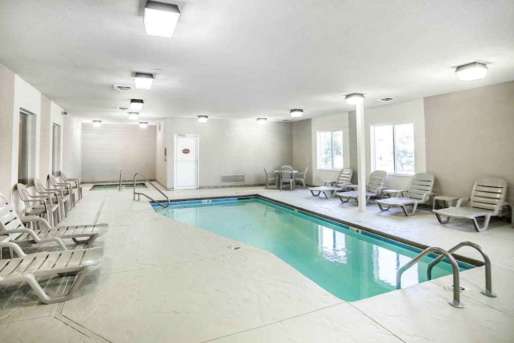 Quality Inn Parsons North property views in Parsons, KS — gallery photo 3